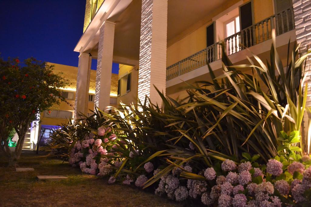 Hotel Cabo Santa Maria La Paloma Exterior foto